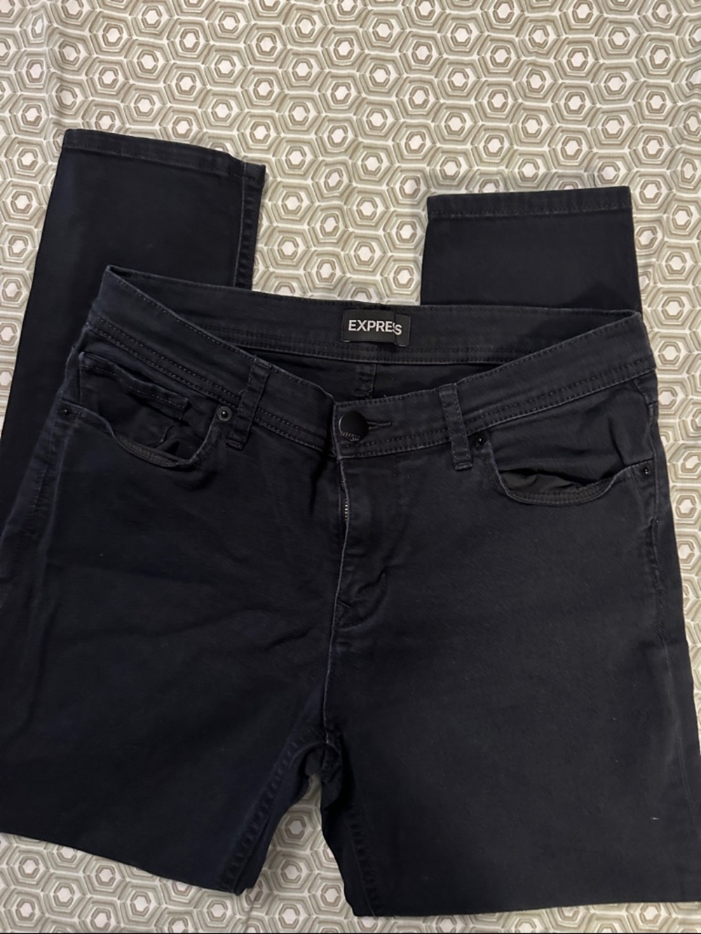 Express Women’s Black Skinny Jeans - Sleek Slim Cut